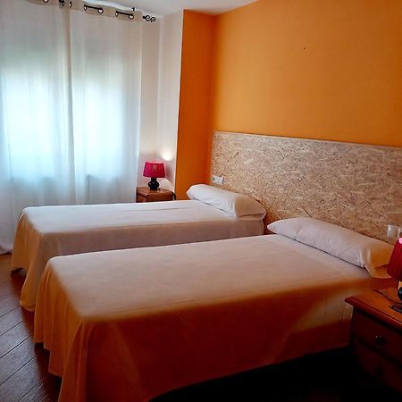 Hotel Rural Orquidea Velilla del Rio Carrion Esterno foto