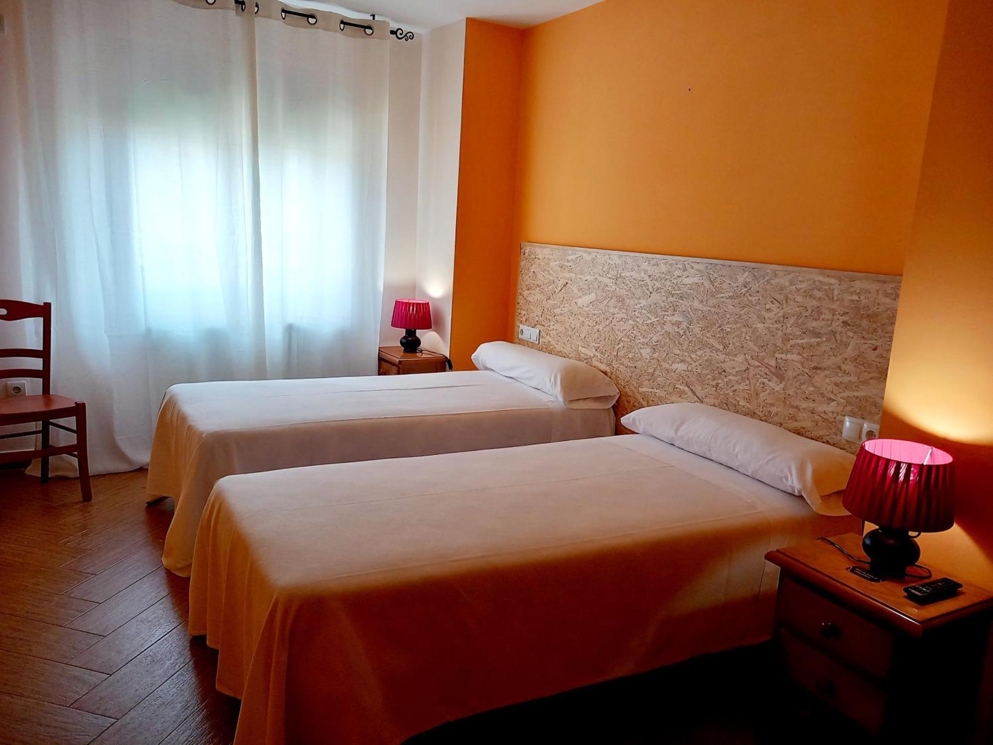 Hotel Rural Orquidea Velilla del Rio Carrion Esterno foto