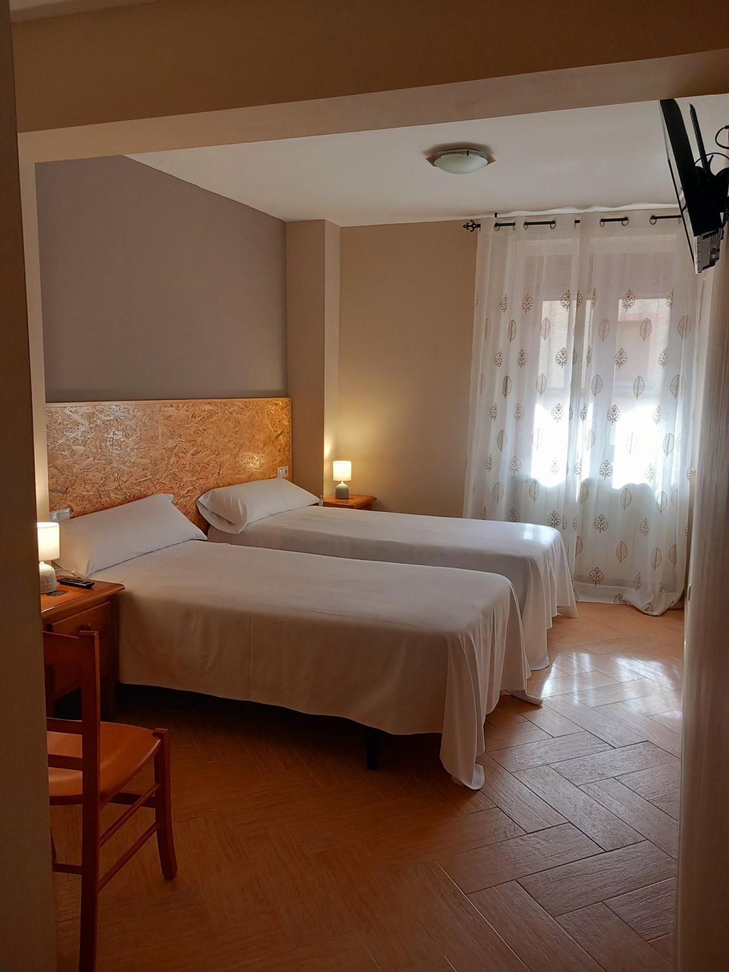 Hotel Rural Orquidea Velilla del Rio Carrion Esterno foto